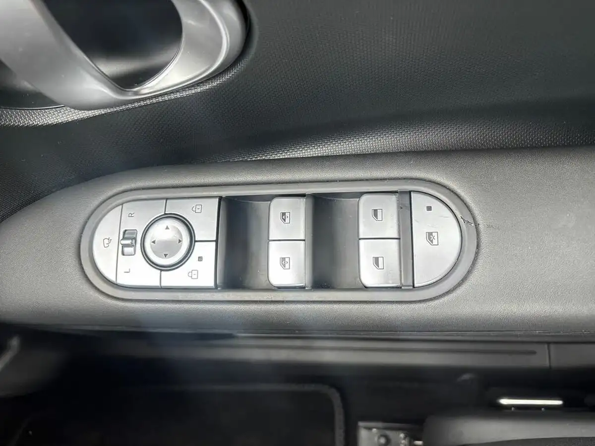 2022-hyundai-ioniq-5-e-premium-217ps-73kwh-rwd-big-18