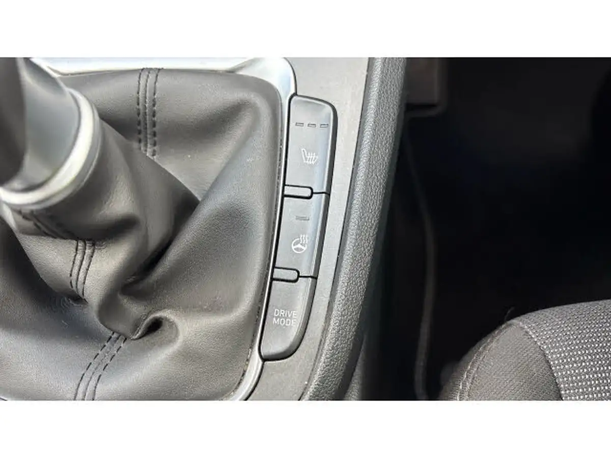 2021-hyundai-kona-10-t-gdi-premium-48-volt-mhev-big-49