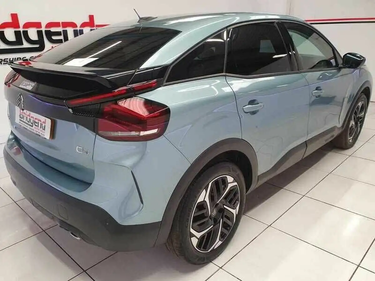 2021-citroen-c4-12-puretech-sense-plus-eat8-big-5