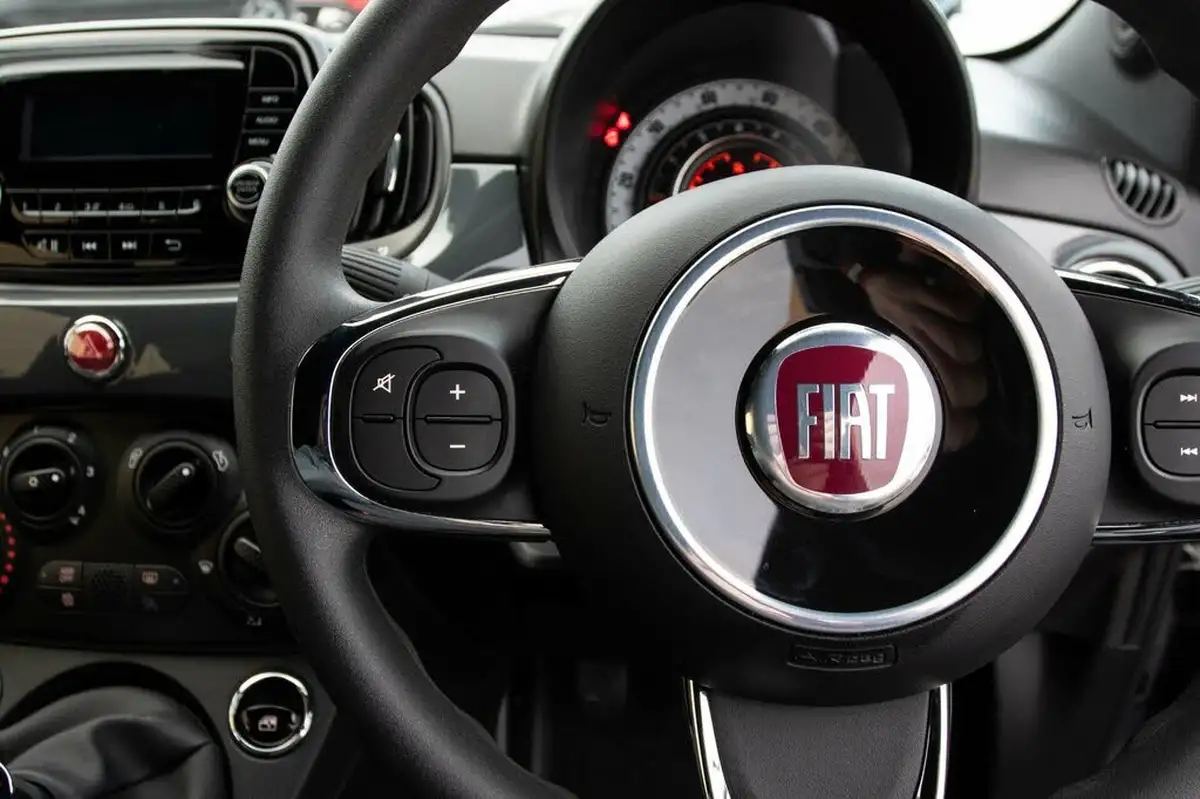 2020-fiat-500-10-pop-big-20