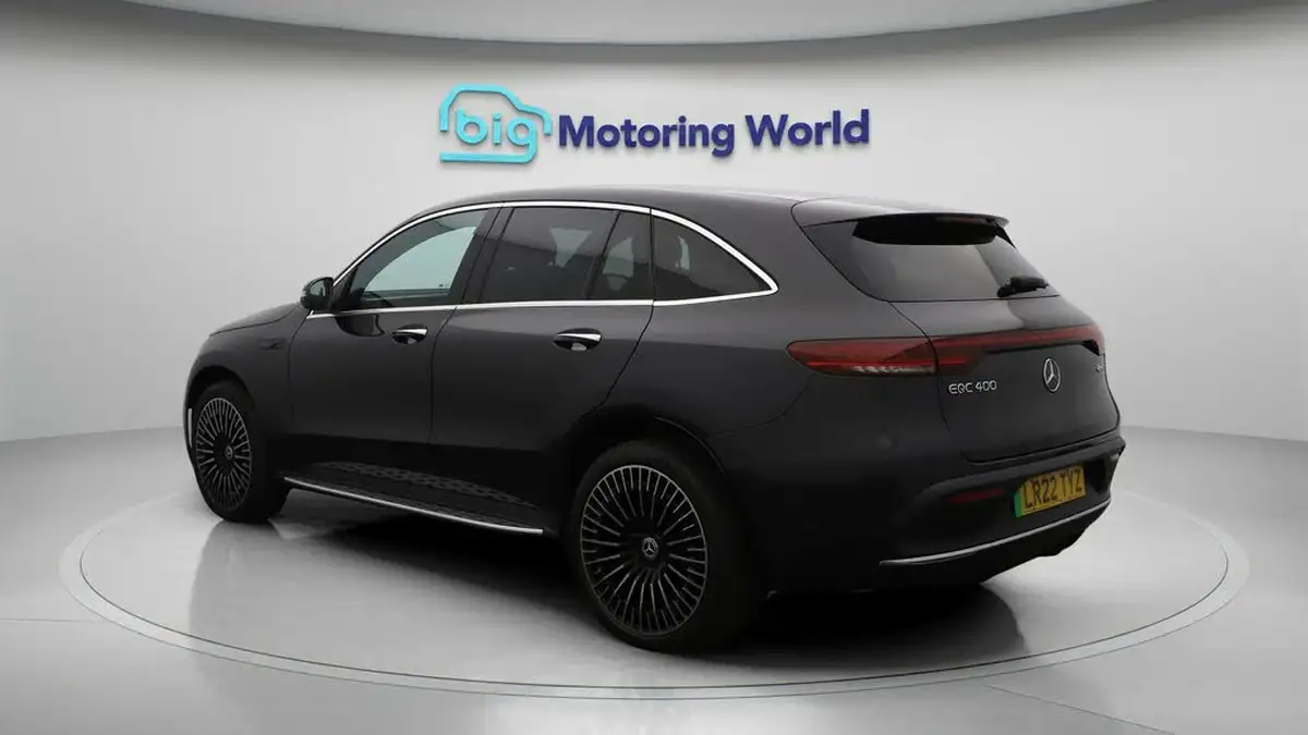 2022-mercedes-benz-eqc-e-eqc-400-amg-line-premium-big-5