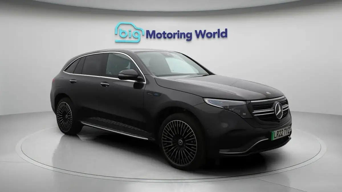 2022-mercedes-benz-eqc-e-eqc-400-amg-line-premium-big-1