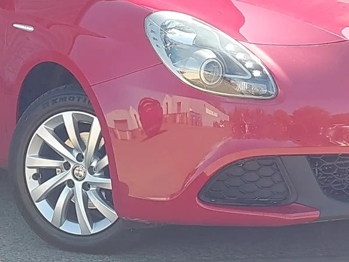 2017-alfa-romeo-giulietta-16jtdm-2-giulietta-big-8