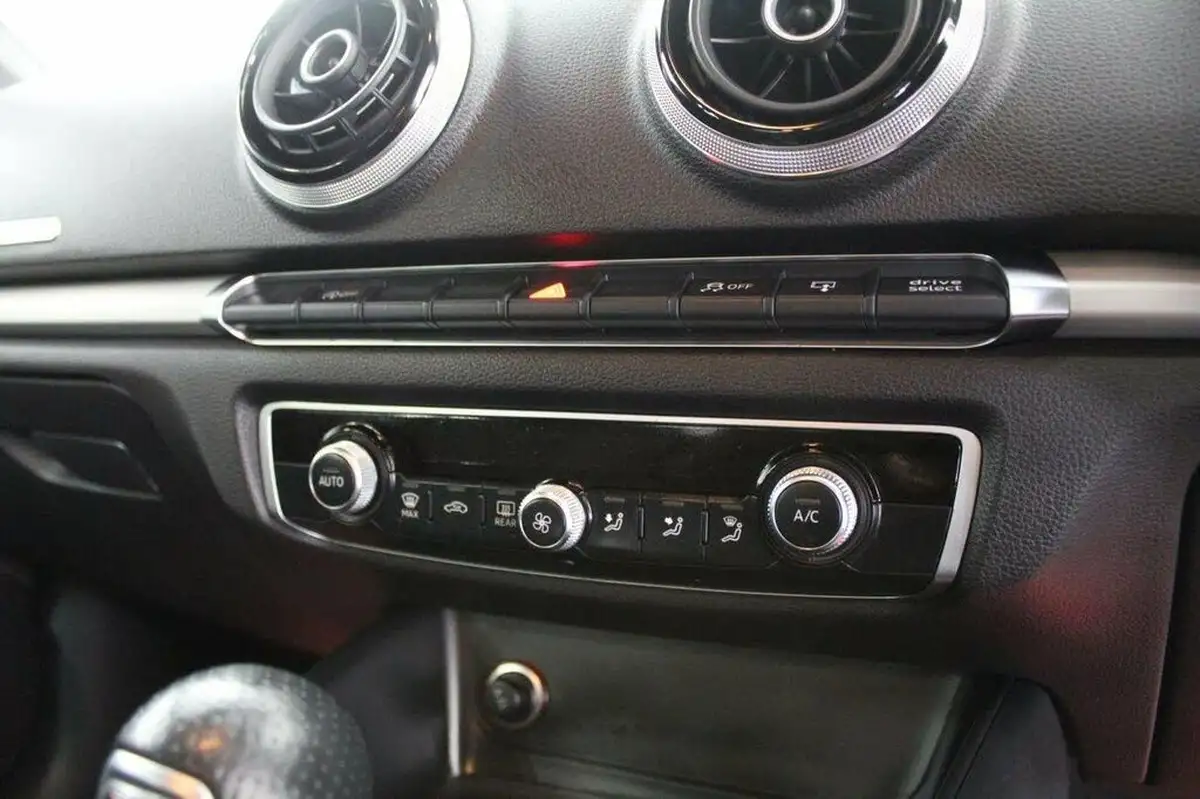 2016-audi-a3-20-tdi-quattro-s-line-184ps-nav-ss-saloon-4d-tronic-big-40