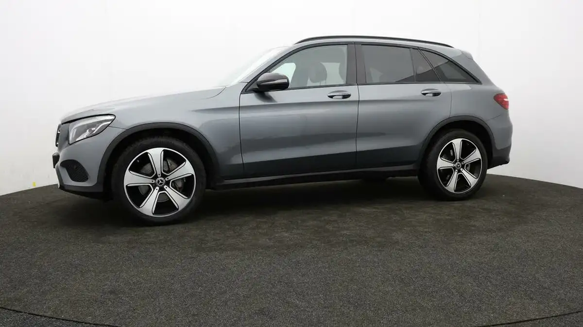 2018-mercedes-benz-glc-class-21d-glc220d-urban-edition-big-65