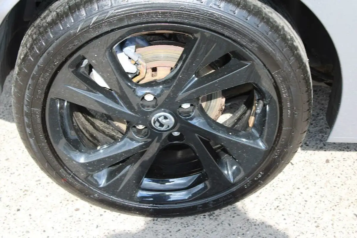 2020-vauxhall-corsa-12-turbo-sri-nav-premium-big-21