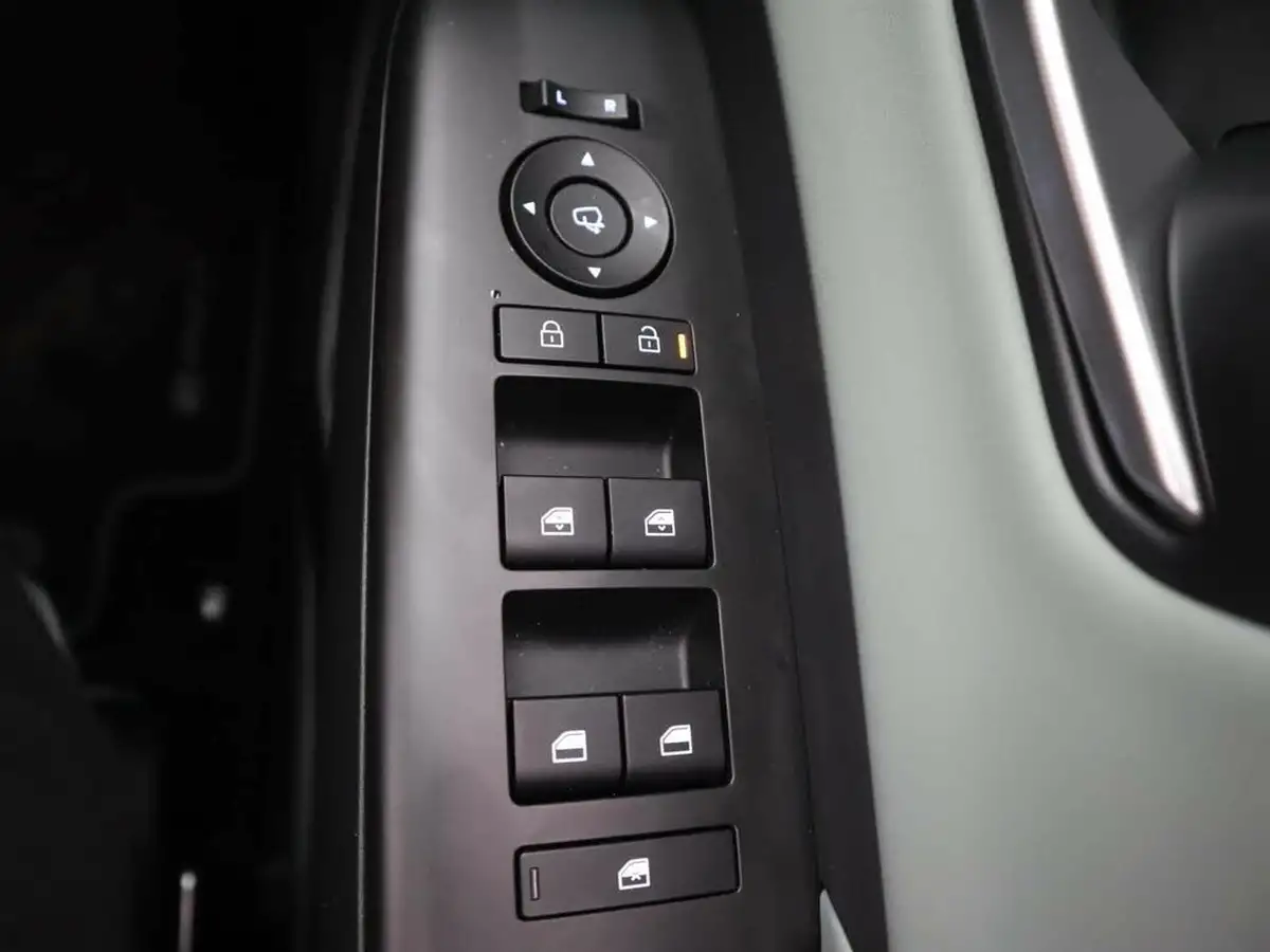 2024-hyundai-kona-10-t-gdi-ultimate-120ps-dct-big-39