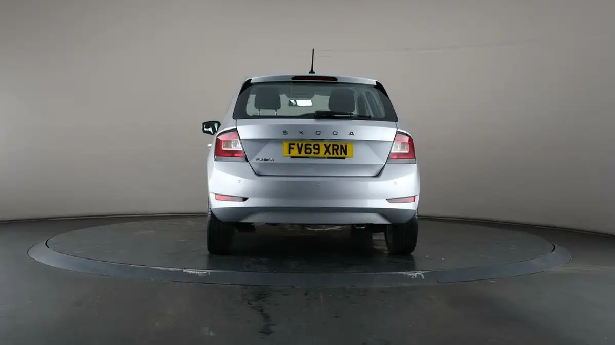 2019-skoda-fabia-10-mpi-se-60ps-hatchback-big-32