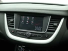 2019-vauxhall-grandland-x-12-se-ss-small-24