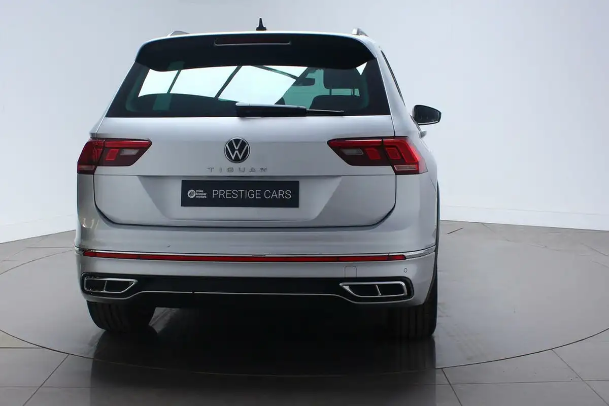 2024-volkswagen-tiguan-15-tsi-r-line-edition-big-6