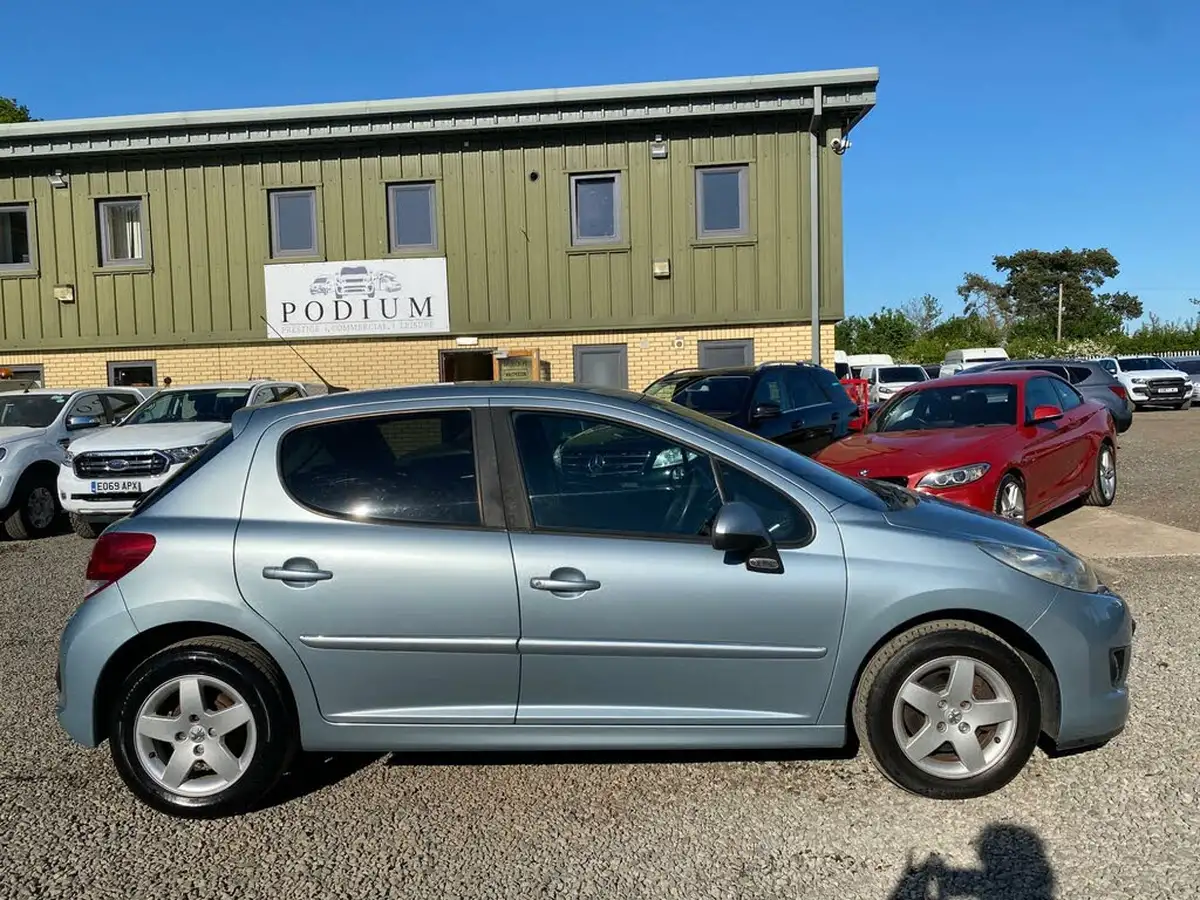 2010-peugeot-207-14-sport-vti-95-5d-1397cc-big-21