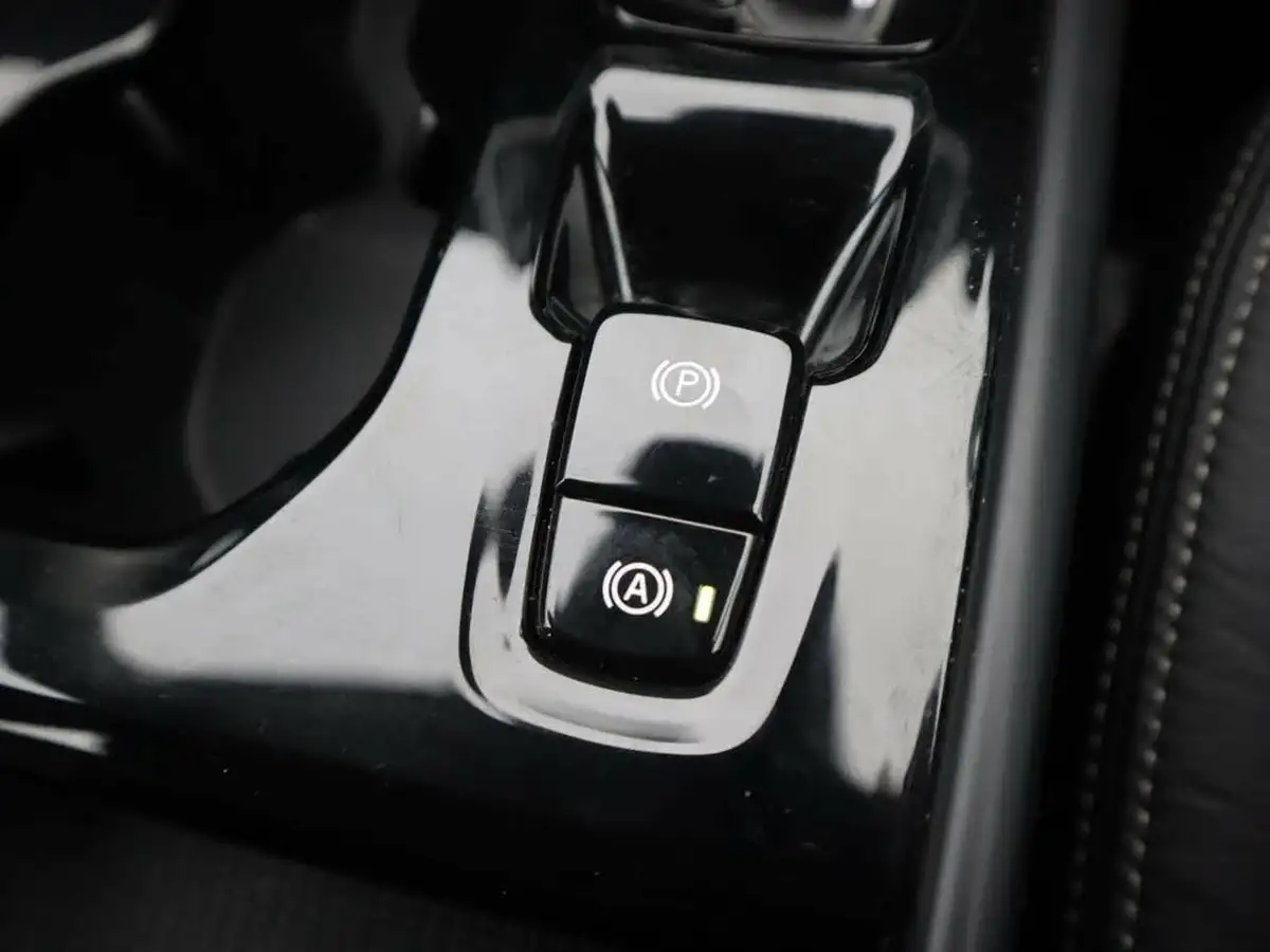 2022-volvo-xc40-15-t5-inscription-pro-big-21