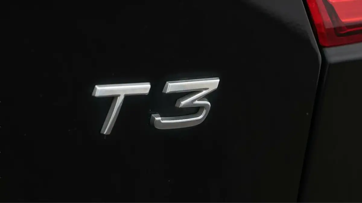 2020-volvo-xc40-15-t3-inscription-big-21
