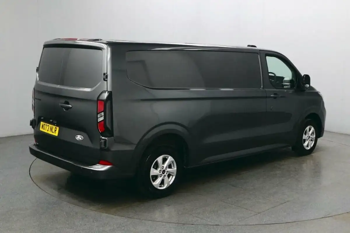 2024-ford-transit-custom-20tdci-320-l2h1-limited-136pseu6e-panel-van-1996cc-auto-big-7