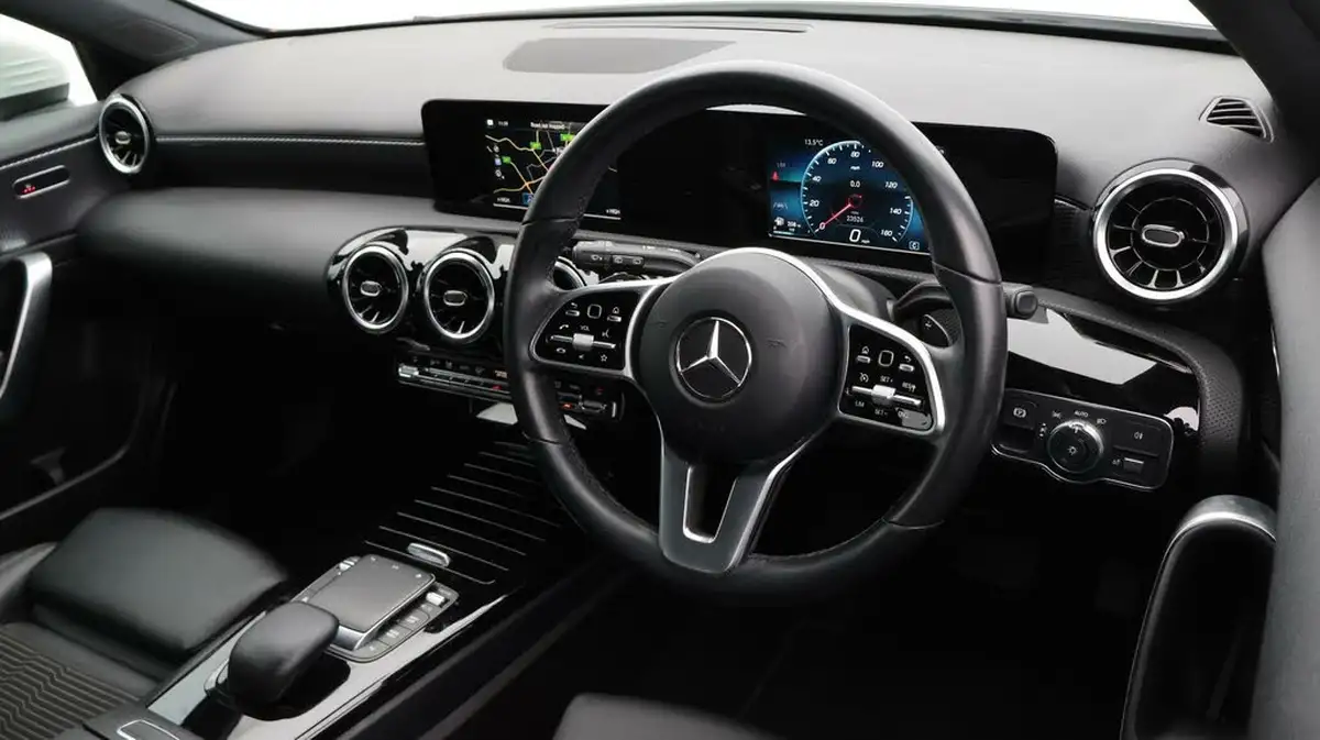 2021-mercedes-benz-a-class-15d-a180d-sport-hatchback-5d-7g-dct-big-9