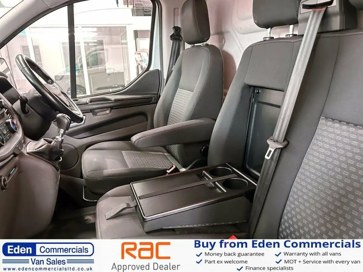 2019-ford-transit-custom-20tdci-300-l1h1-trend-105pseu6-panel-van-big-19