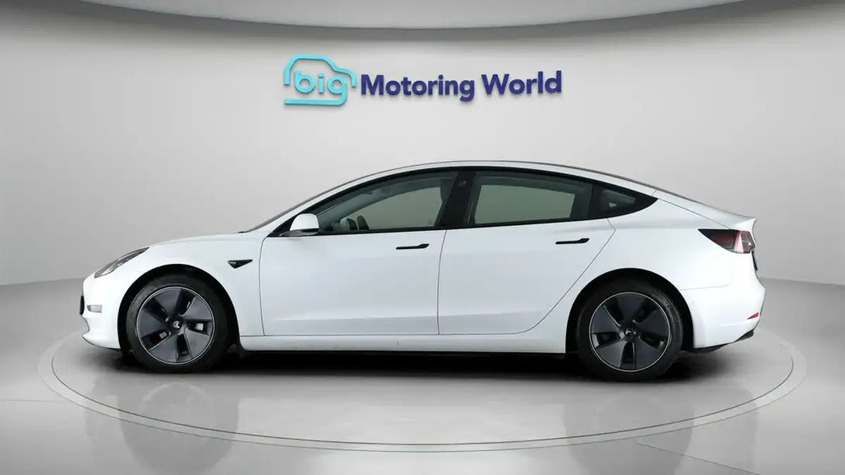 2021-tesla-model-3-e-long-range-awd-big-3