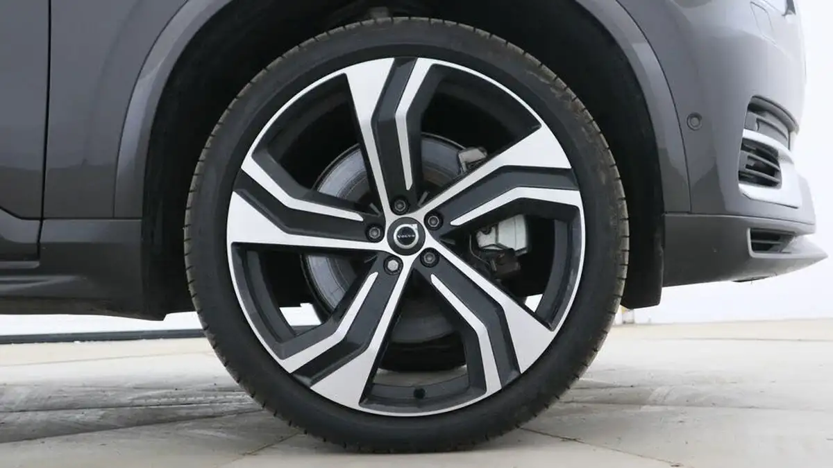 2024-volvo-xc90-20-t8-ultimate-dark-big-19