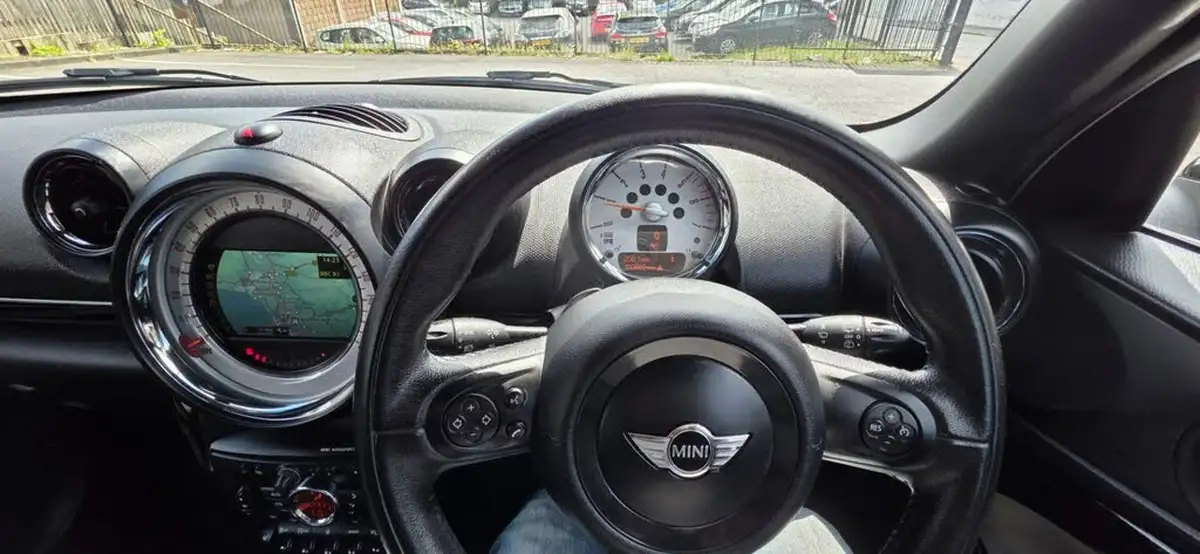 2013-mini-paceman-20td-cooper-sd-all4-big-19