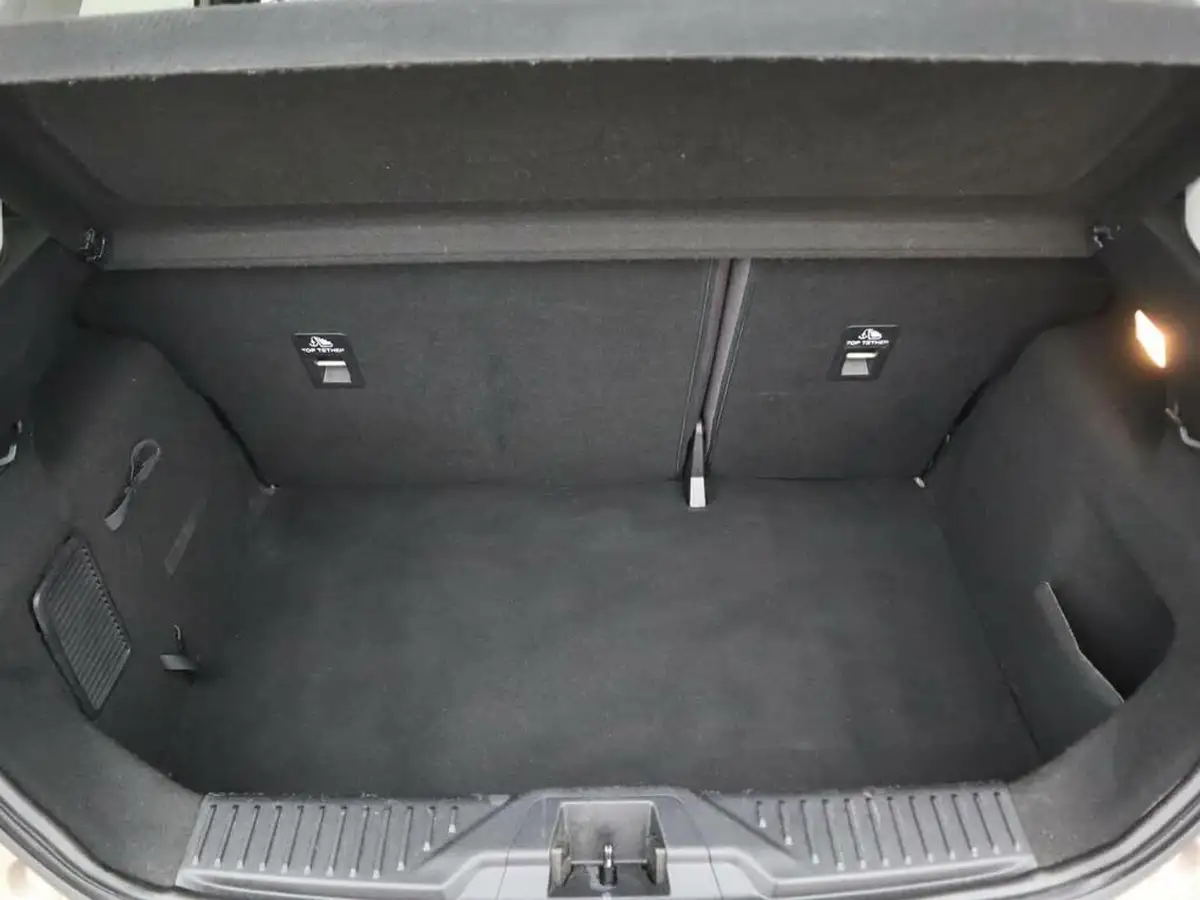 2019-ford-fiesta-10t-vignale-100ps-5d-auto-big-8