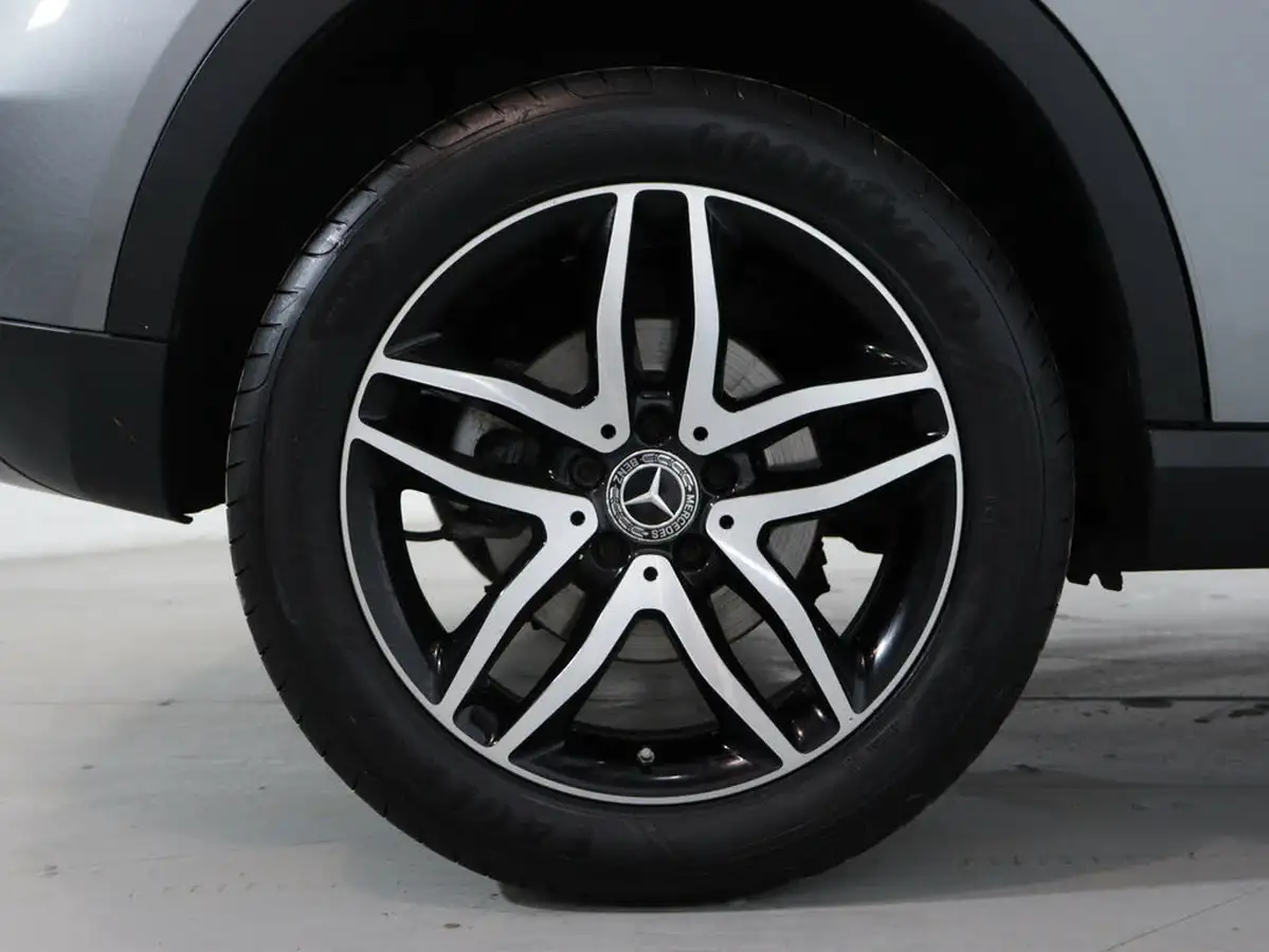 2020-mercedes-benz-gla-class-16-gla-180-urban-edition-7g-dct-big-10