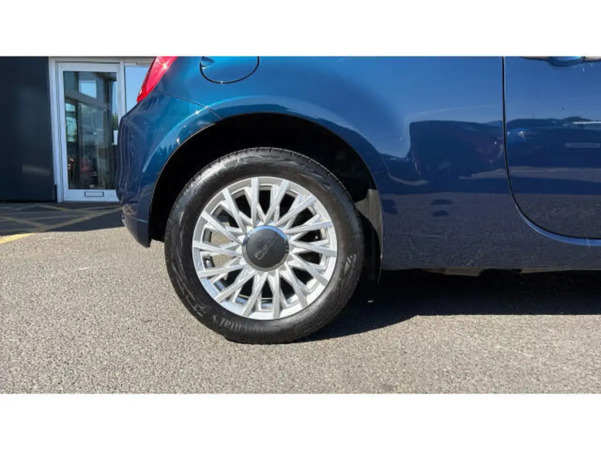 2020-fiat-500-10-lounge-big-6
