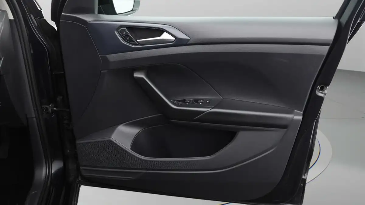 2022-volkswagen-t-cross-10-tsi-black-edition-110ps-dsg-big-22