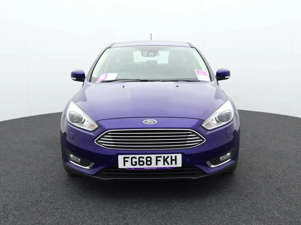 2018-ford-focus-10t-titanium-x-125ps-hatchback-big-1