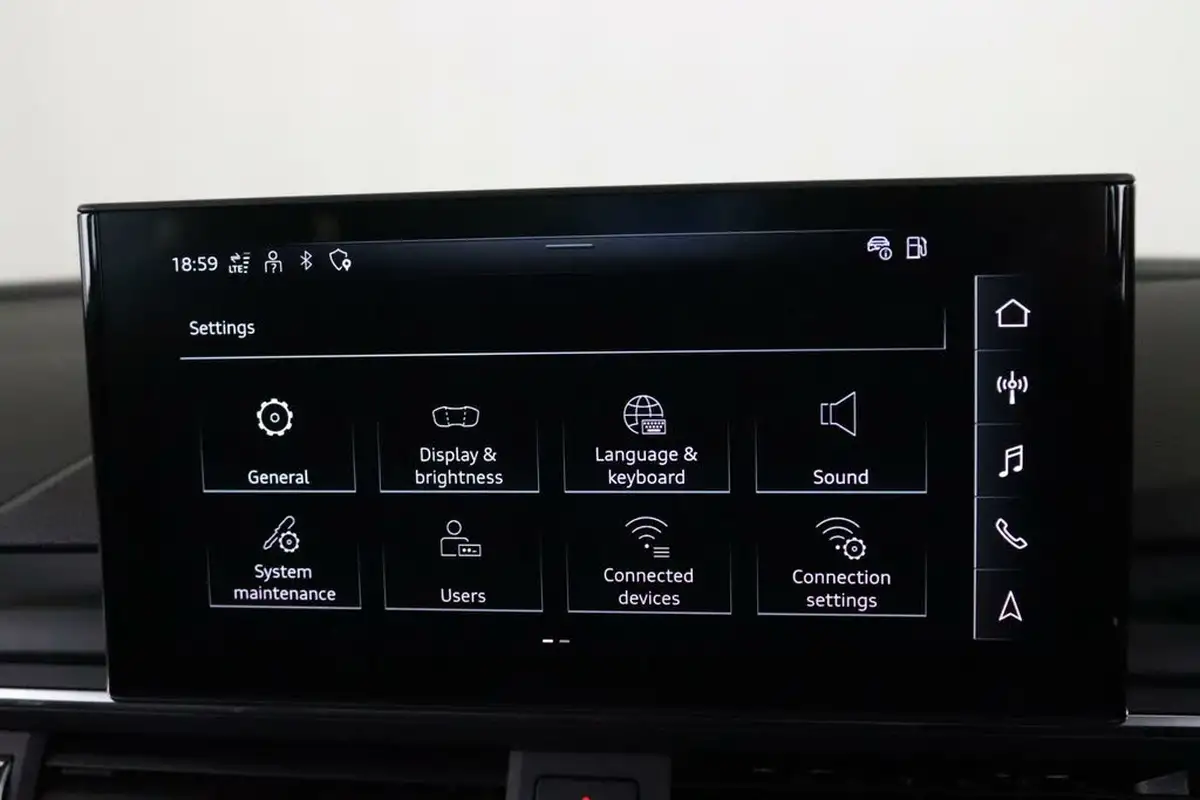 2021-audi-a4-20-35-tfsi-technik-s-tronic-big-40