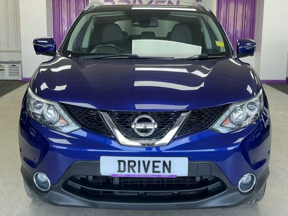 2015-nissan-qashqai-15dci-tekna-big-6