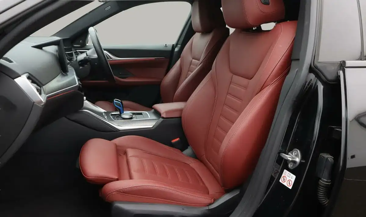 2022-bmw-i4-e-m50-big-14