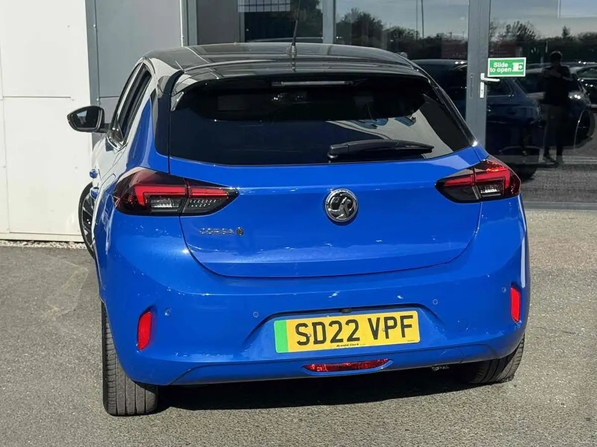 2022-vauxhall-corsa-e-elite-premium-big-9