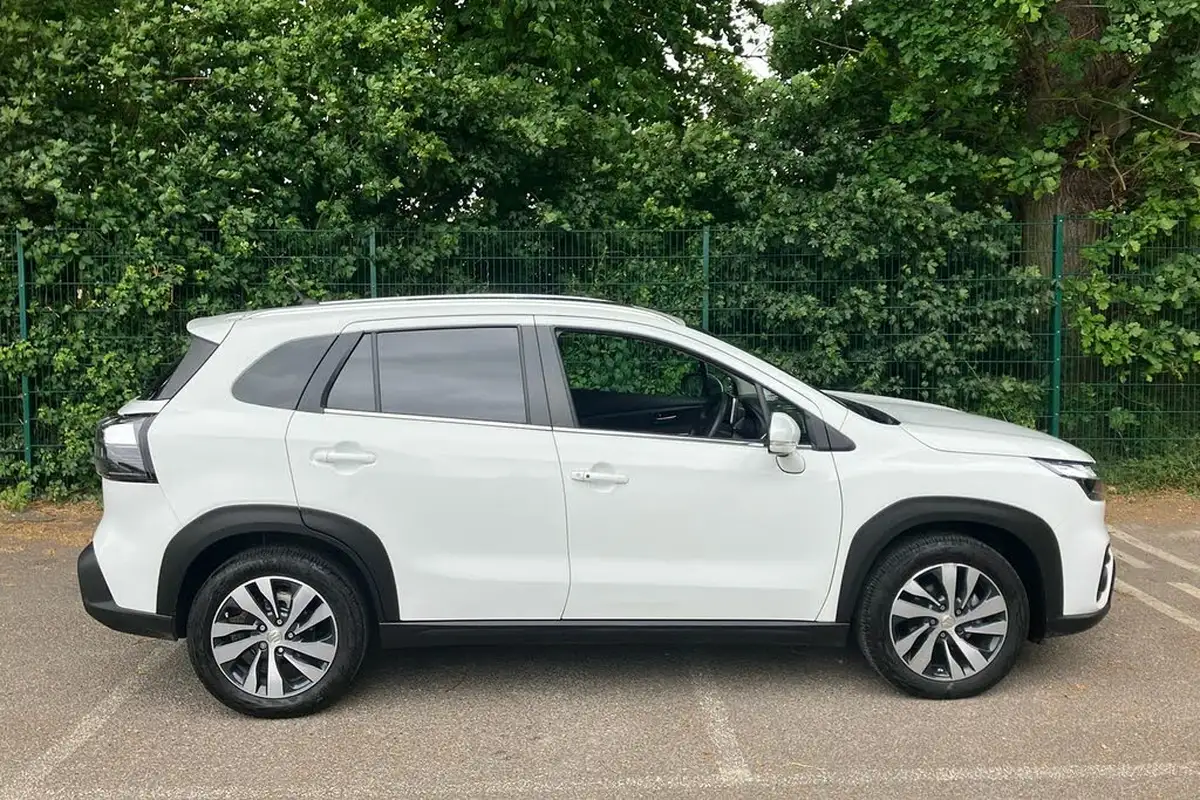 2024-suzuki-s-cross-14-boosterjet-ultra-allgrip-big-5