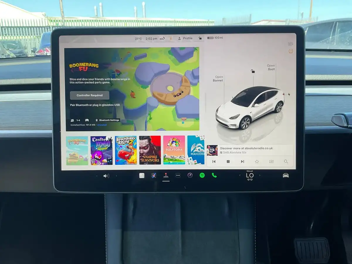 2023-tesla-model-y-e-long-range-big-23
