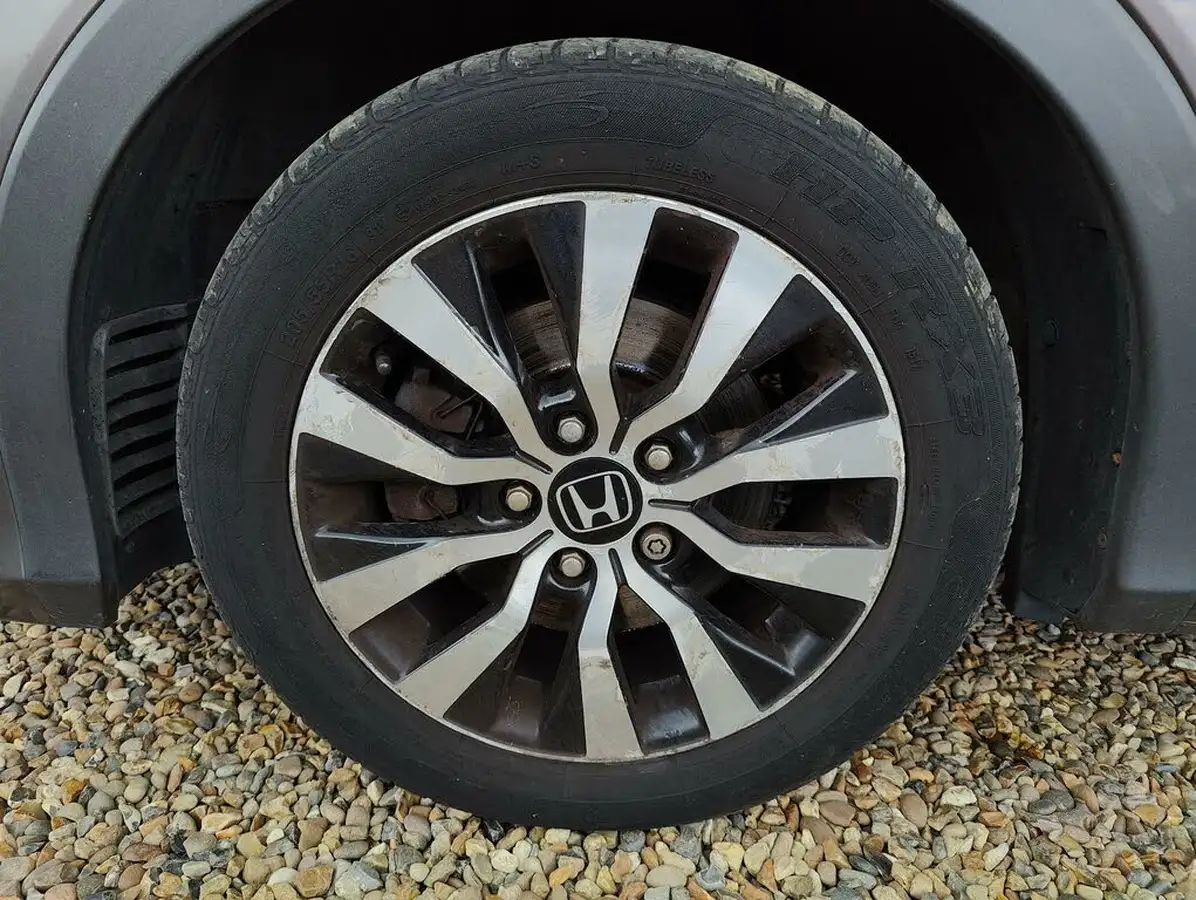 2013-honda-civic-16td-es-big-31