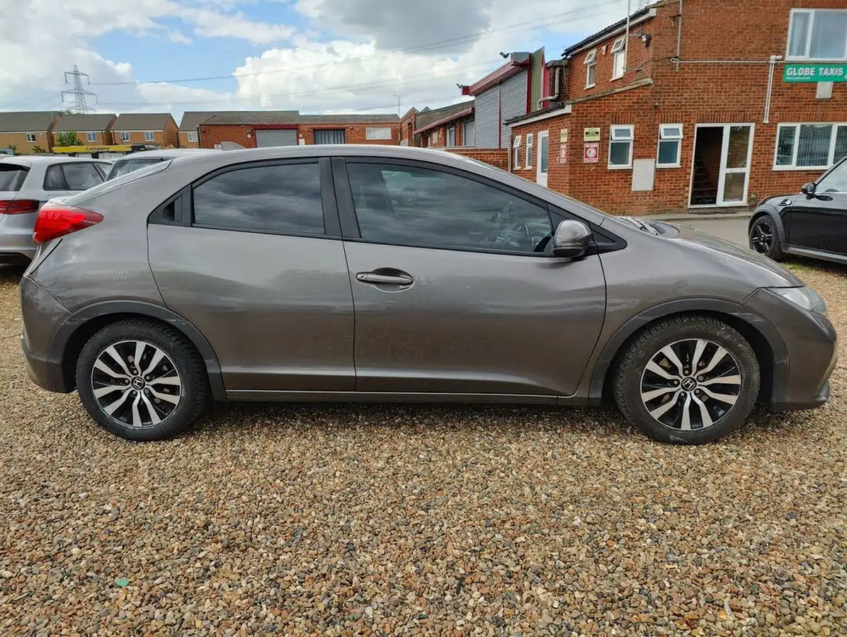 2013-honda-civic-16td-es-big-3