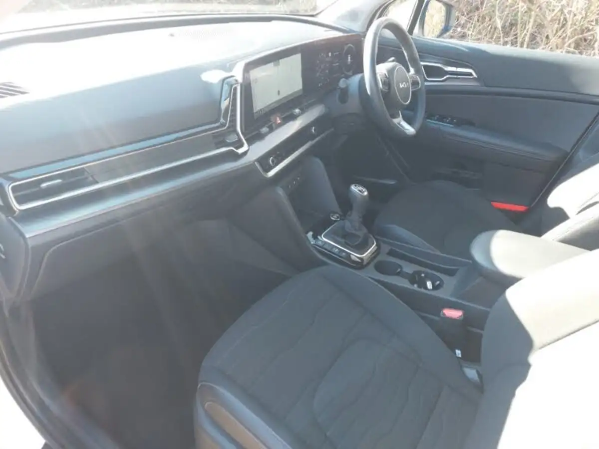 2022-kia-sportage-16-t-gdi-launch-edition-big-4