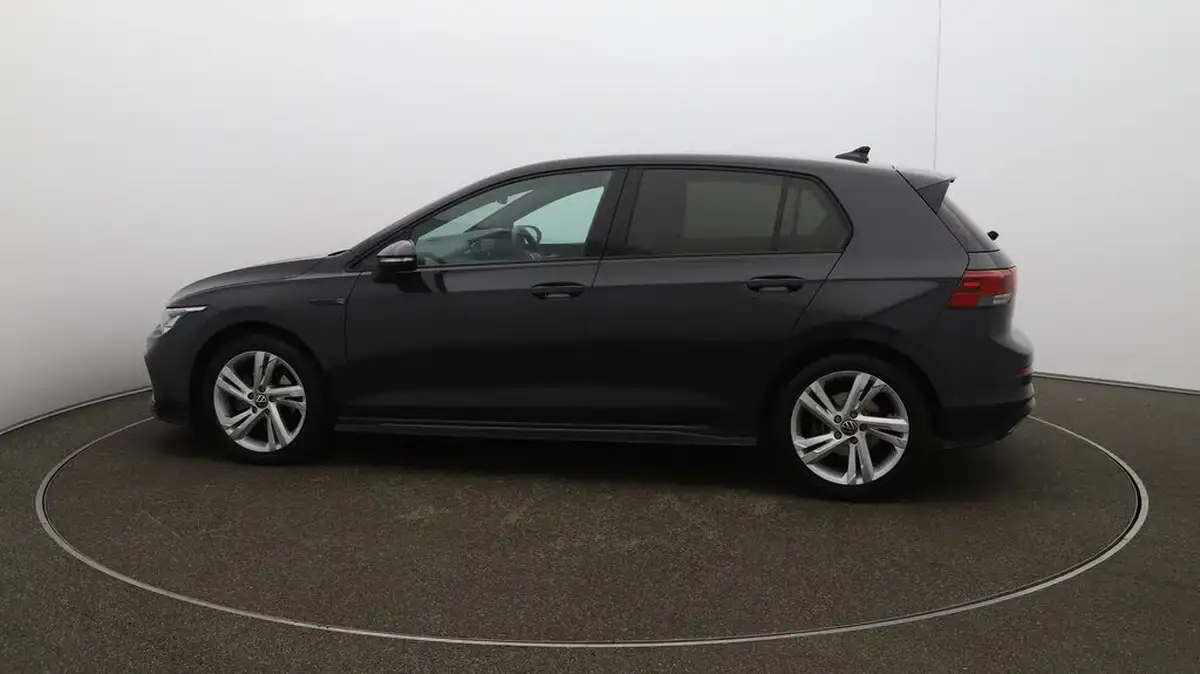 2022-volkswagen-golf-15-etsi-r-line-150ps-hatchback-big-51