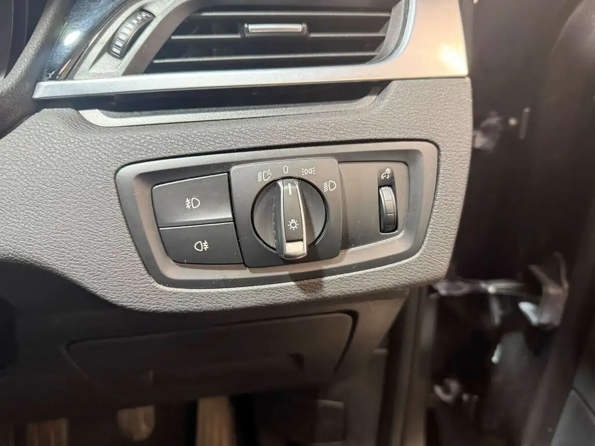 2018-bmw-x1-20td-sdrive18d-xline-ss-big-16