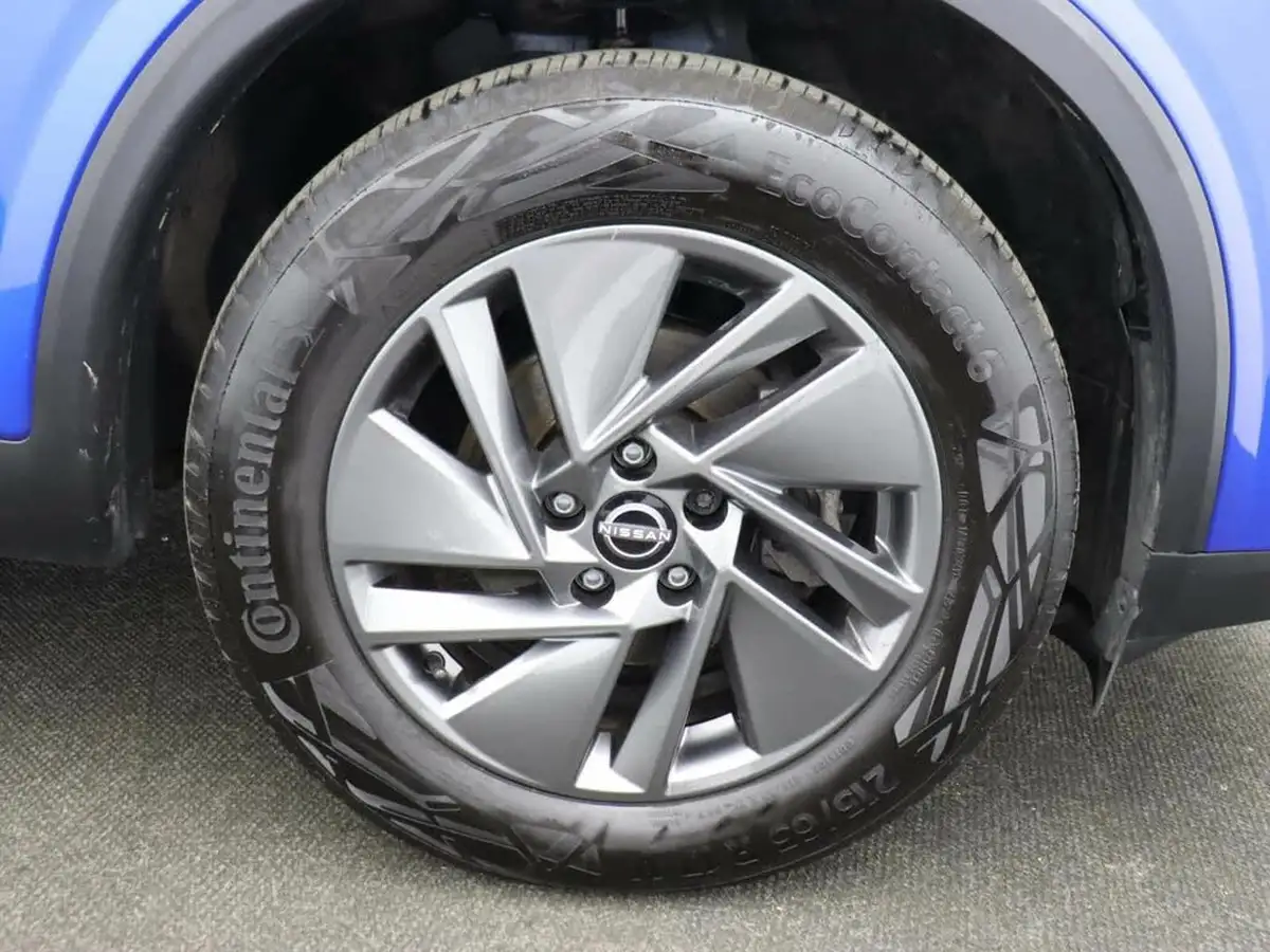 2023-nissan-qashqai-13-dig-t-acenta-premium-140ps-big-12