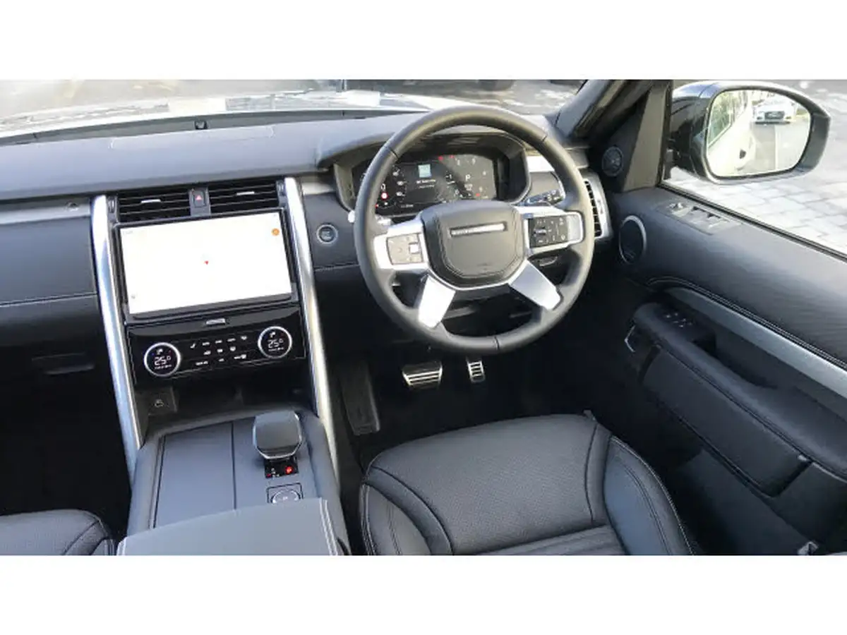 2024-land-rover-discovery-30-d350-dynamic-hse-big-11