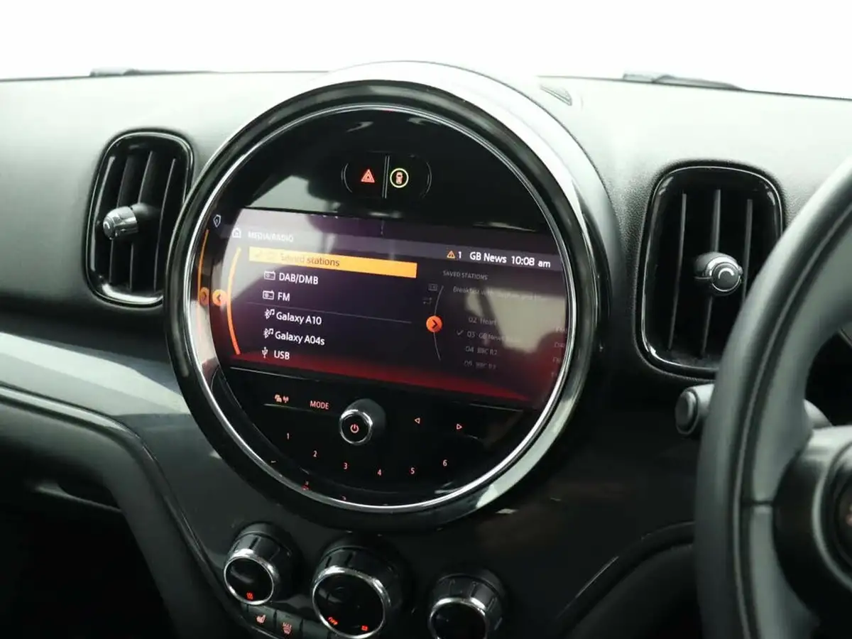 2020-mini-countryman-15-cooper-classic-comfort-big-28