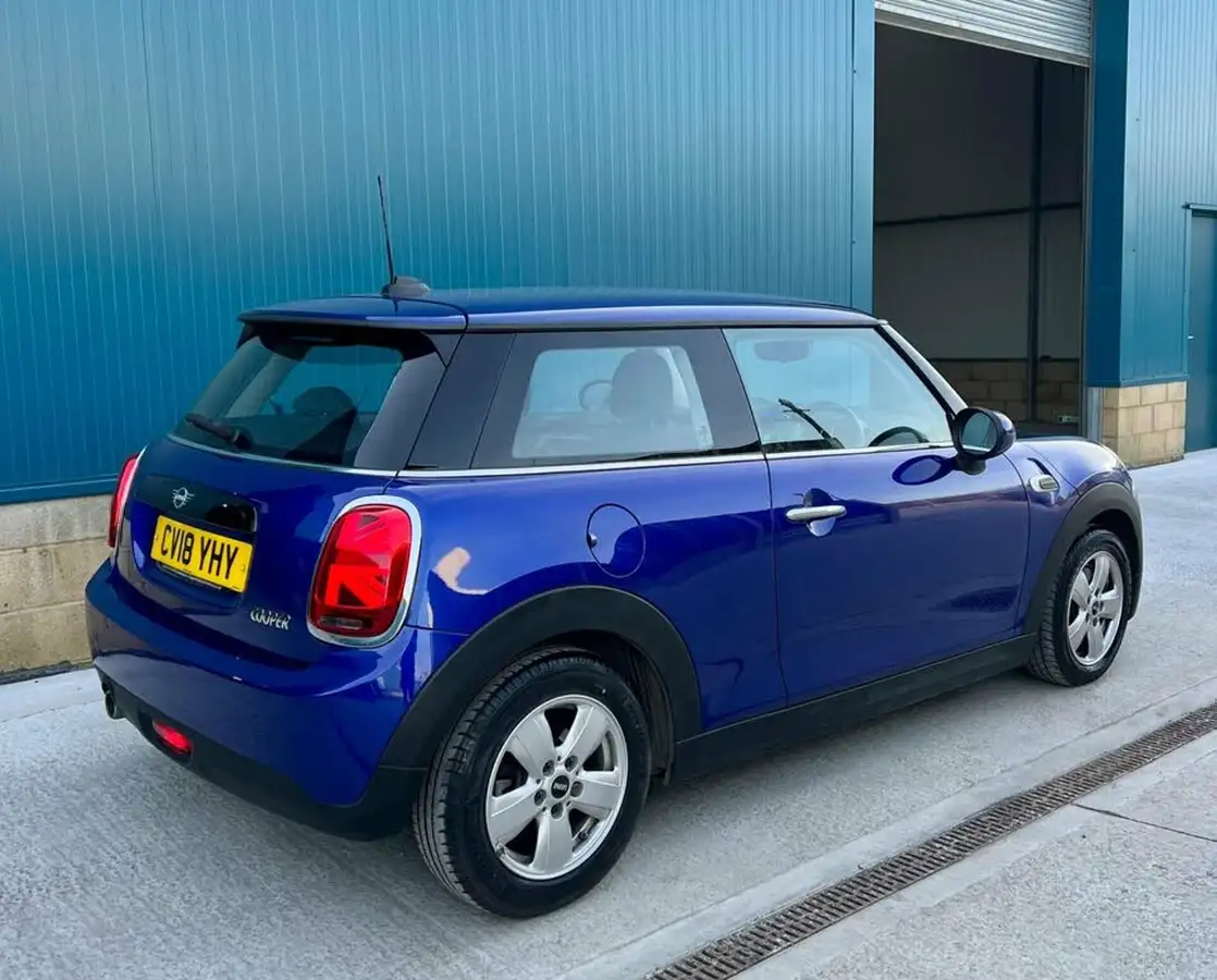 2018-mini-cooper-15-cooper-series-ii-ss-hatchback-3d-big-10