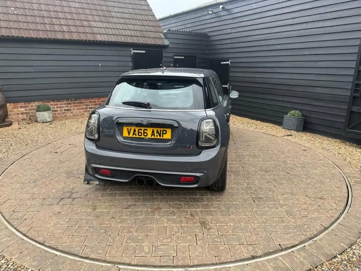 2016-mini-cooper-20-cooper-s-ss-hatchback-5d-big-36