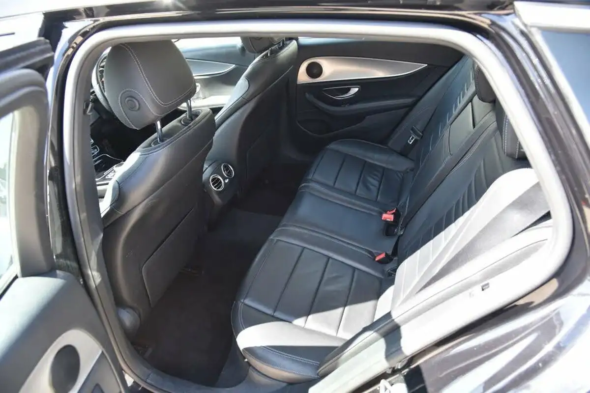 2019-mercedes-benz-e-class-20d-e220d-se-ss-estate-5d-big-23