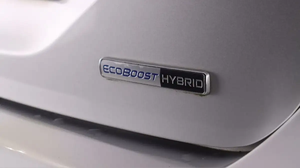 2021-ford-fiesta-10t-vignale-edition-125ps-hybrid-mhev-big-21
