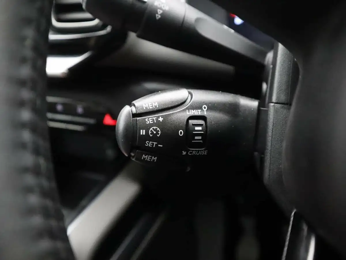 2022-citroen-c5-aircross-12-puretech-shine-ss-big-34