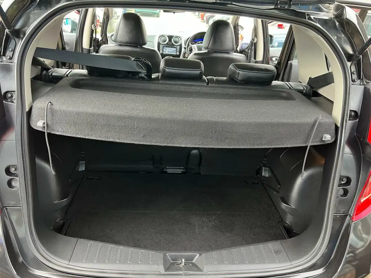 2014-nissan-note-15dci-tekna-style-pack-big-65
