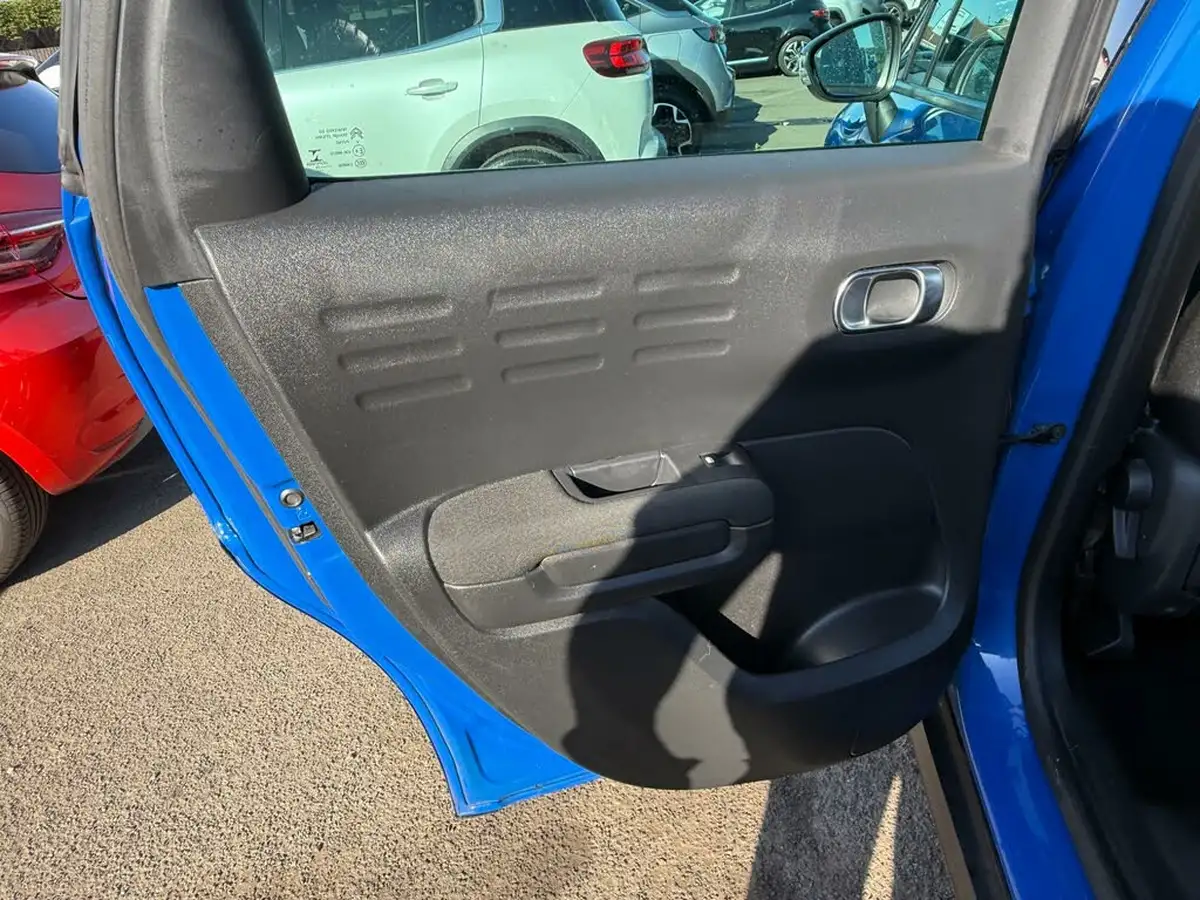 2022-citroen-c3-aircross-12-puretech-shine-plus-110ps-big-33