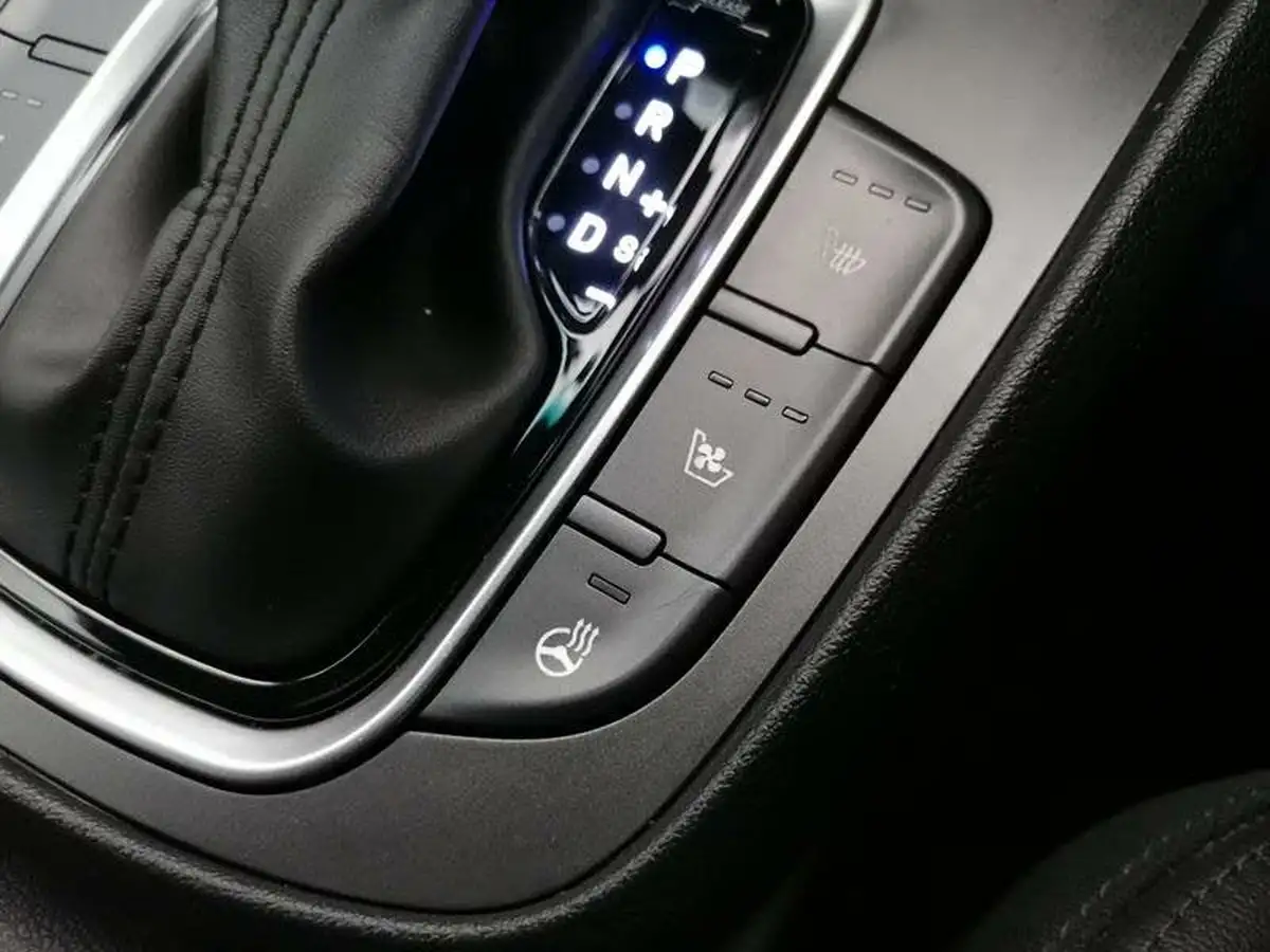 2023-hyundai-kona-16-gdi-ultimate-big-45